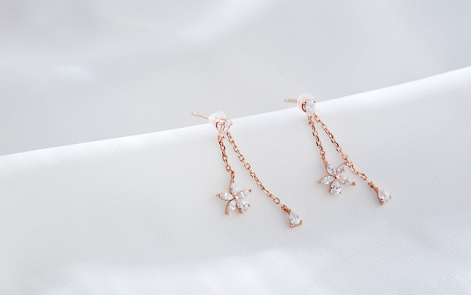Flower earrings
