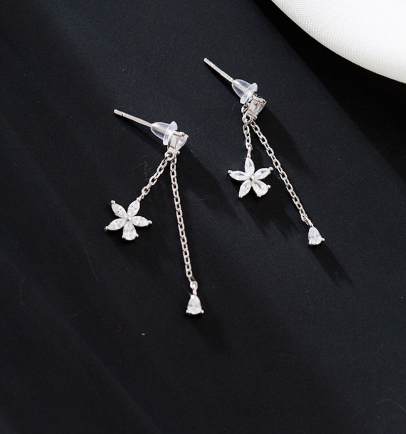 Flower earrings