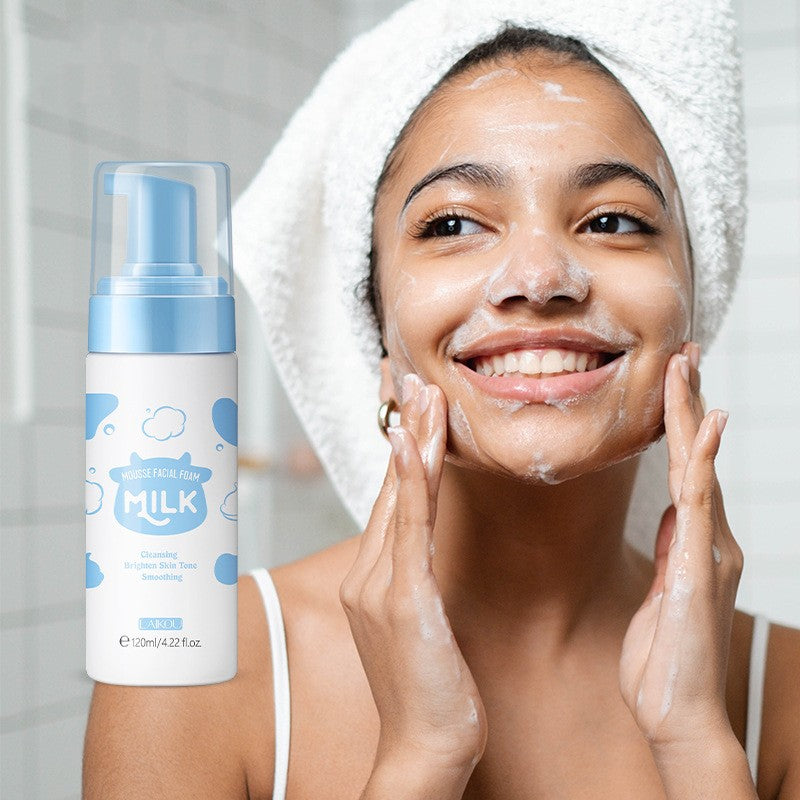 Mousse Foam Milk Cleansing Pore Face Wash